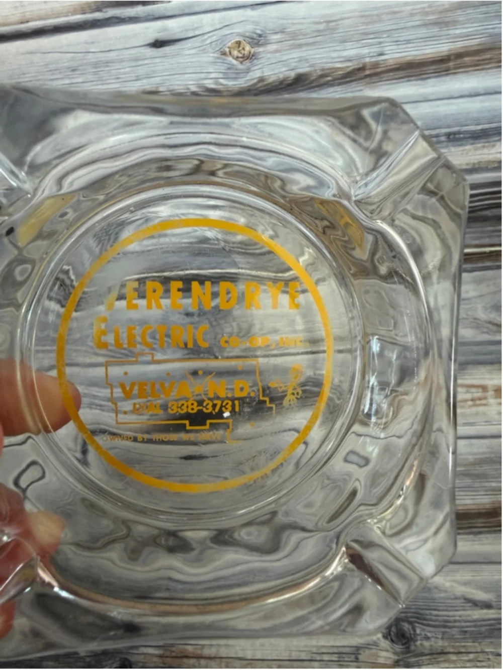 Vintage glass ashtray verendye electric North Dakota